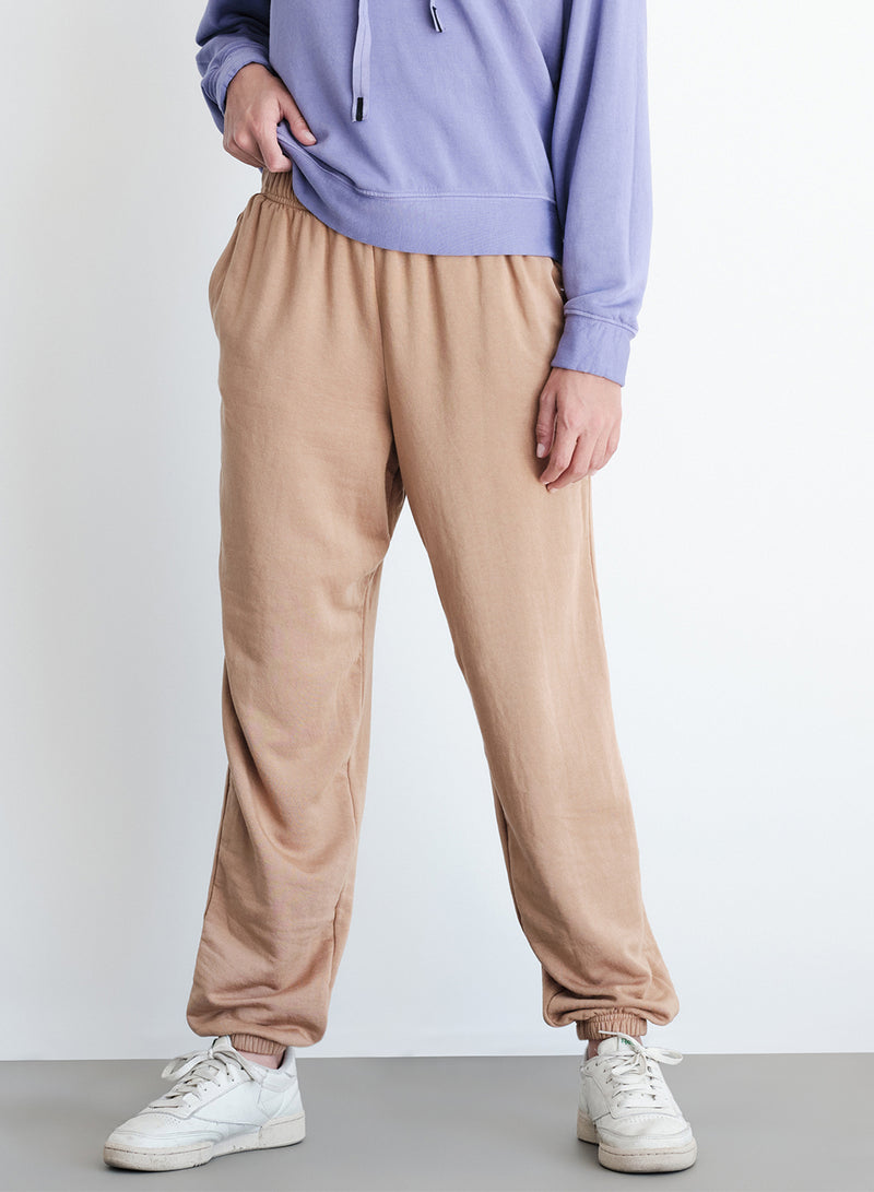 Softest Fleece Sweatpant with Pockets in Teddy-front 3/4