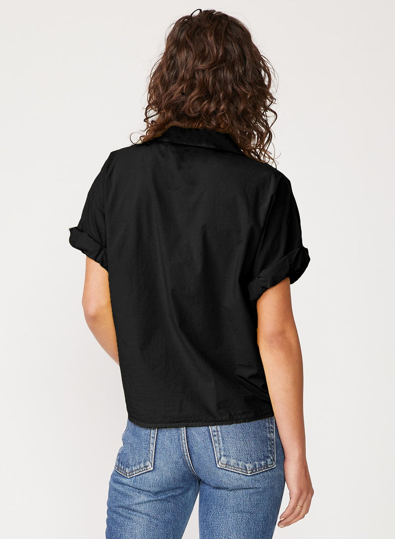 Poplin Short Sleeve Front Twist Button Up Shirt in Black