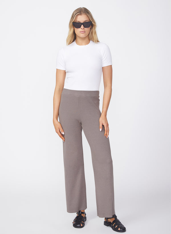 Luxe 2x1 Rib Cropped Pant in Twig-full view front