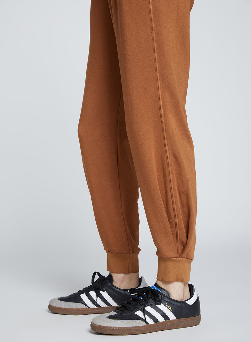 Softest Fleece Pleated Hem Jogger in Toffee-close up pf ankle details 