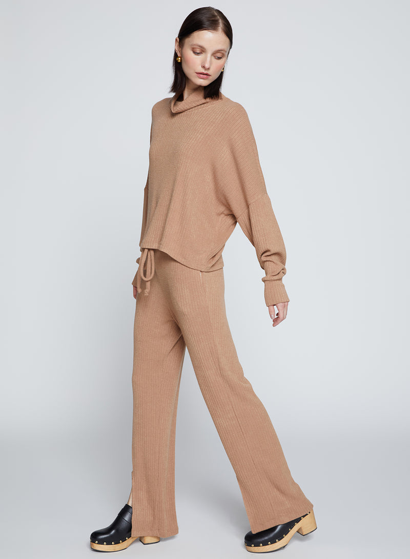 Rachel Chunky Rib Cropped Dolman Top in Toffee-side 