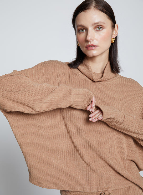 Rachel Chunky Rib Cropped Dolman Top in Toffee-close up of sleeves