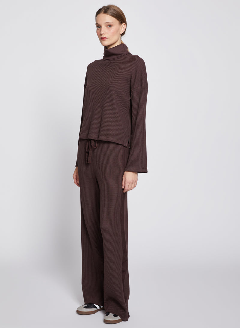 Luxe Thermal Ruched Waist Pant in Espresso-full view side 