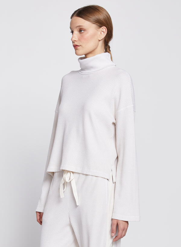 Luxe Thermal Turtleneck in Cream-3/4 side view