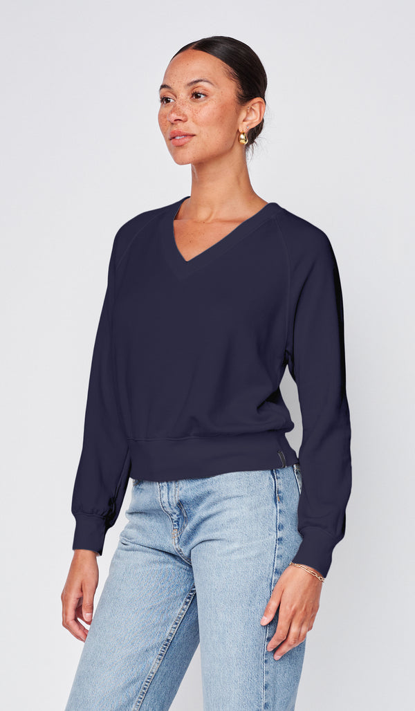 Softest Fleece Raglan V-Neck Pullover in New Navy