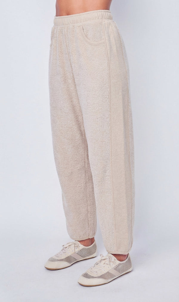 Plush Fleece Barrel Pant in Cream