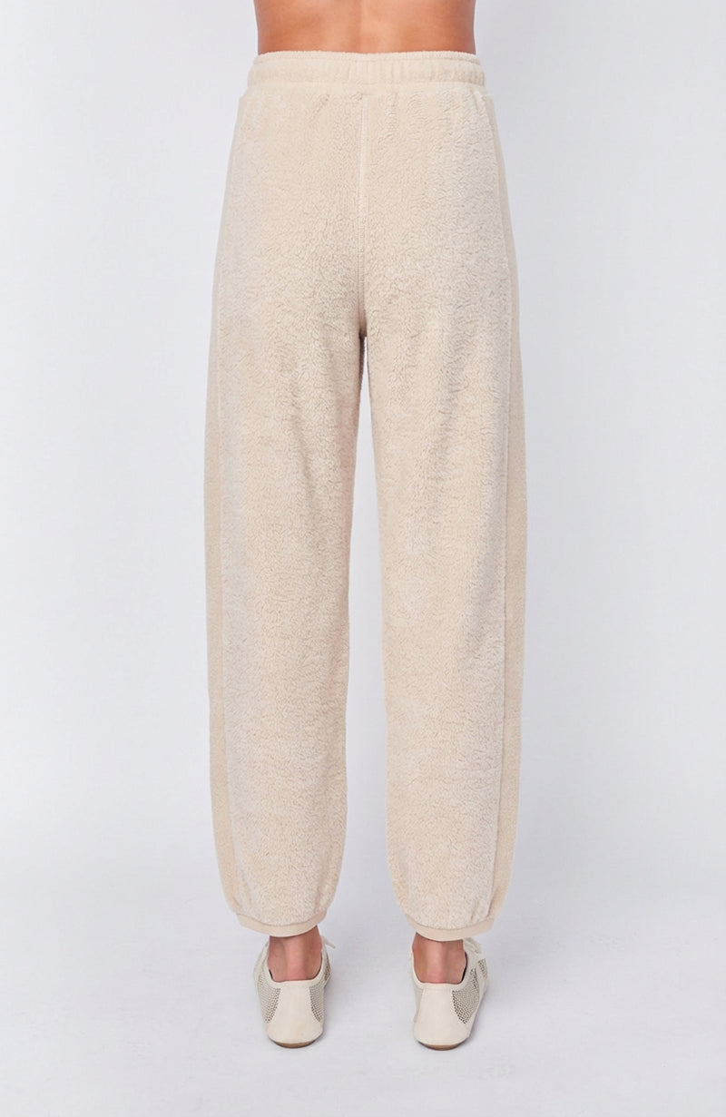 Plush Fleece Barrel Pant in Cream