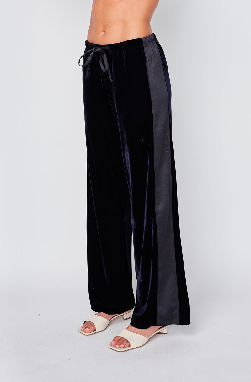 Crushed Velvet Wide Leg Pant in New Navy