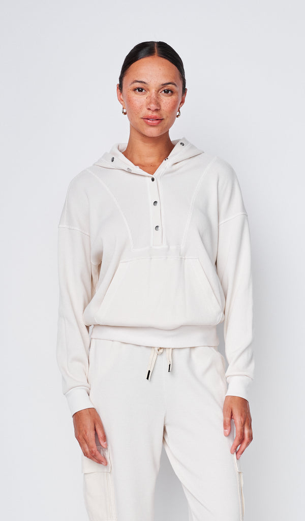 Micro Thermal Hood Pullover in Cream