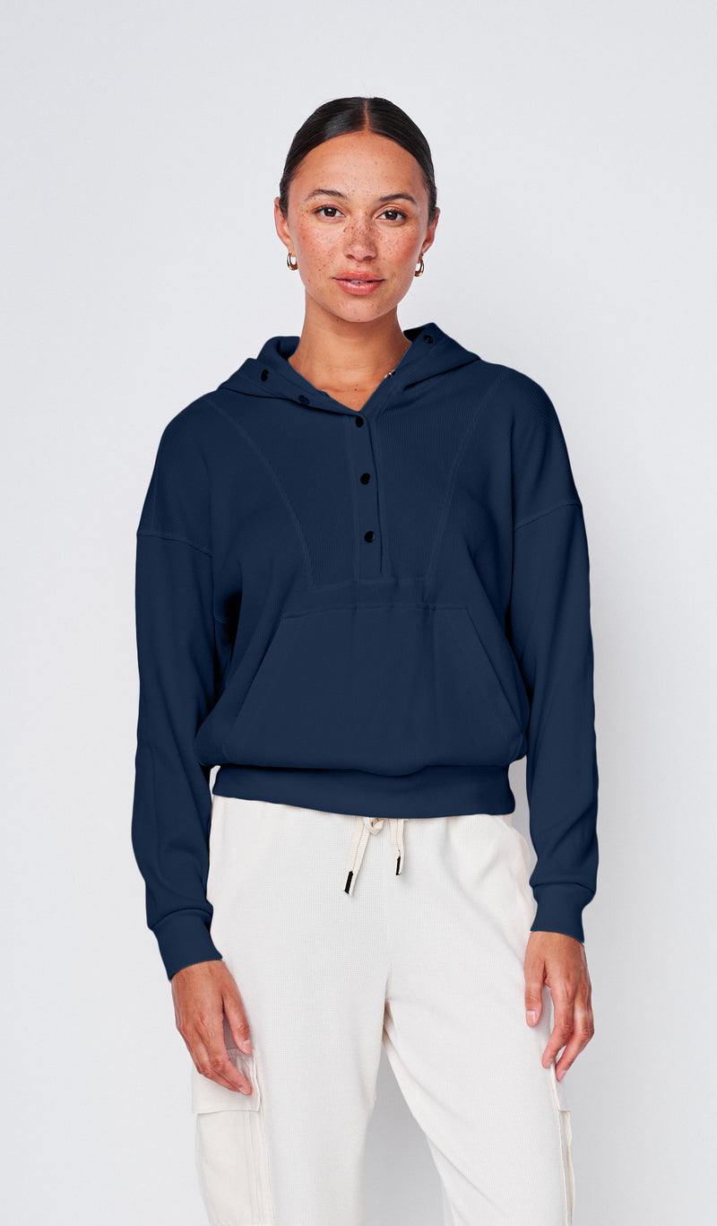Micro Thermal Hood Pullover in New Navy