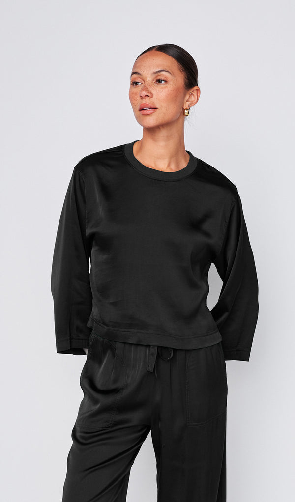 Cosmo Satin Crewneck Top in Black
