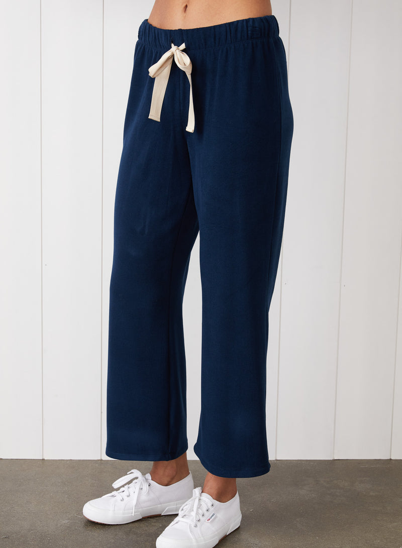 Honeyluxe Drawstring Cropped Flare Pant in New Navy - side view