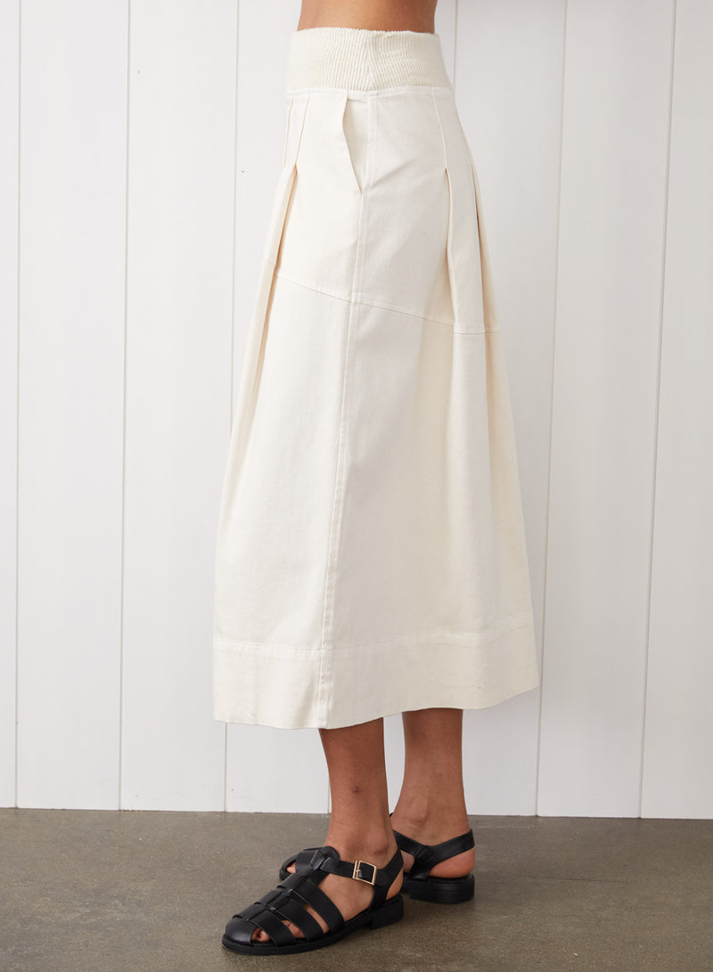 Cava Twill Skirt in Cream - side view