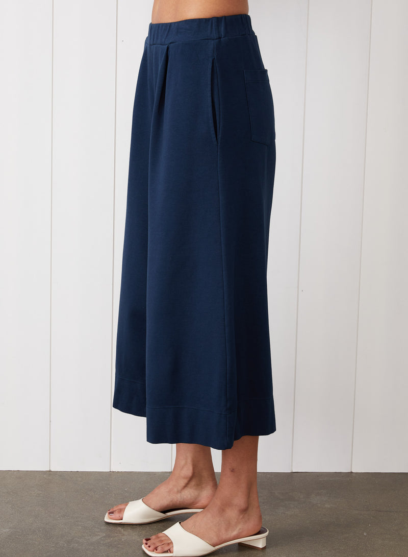 Ponte Culotte in New Navy - side view