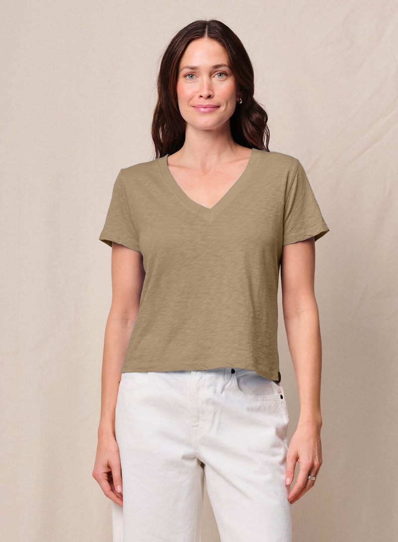 Supima Slub Jersey Short Sleeve V-Neck in Bay Leaf