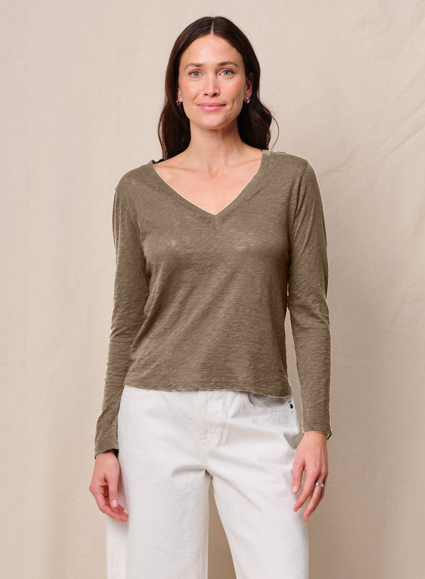 Supima Cotton Slub Jersey Long Sleeve V-Neck in Bay Leaf