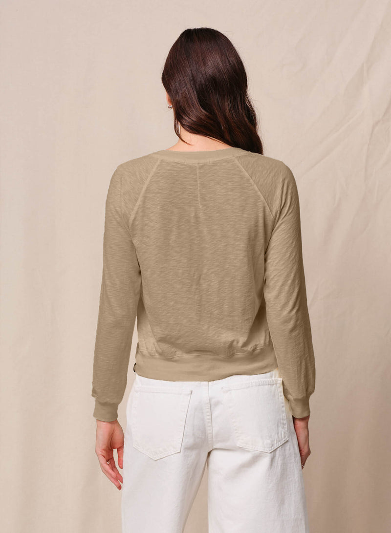 Supima Slub Jersey Raglan Sweatshirt Tee in Bay Leaf