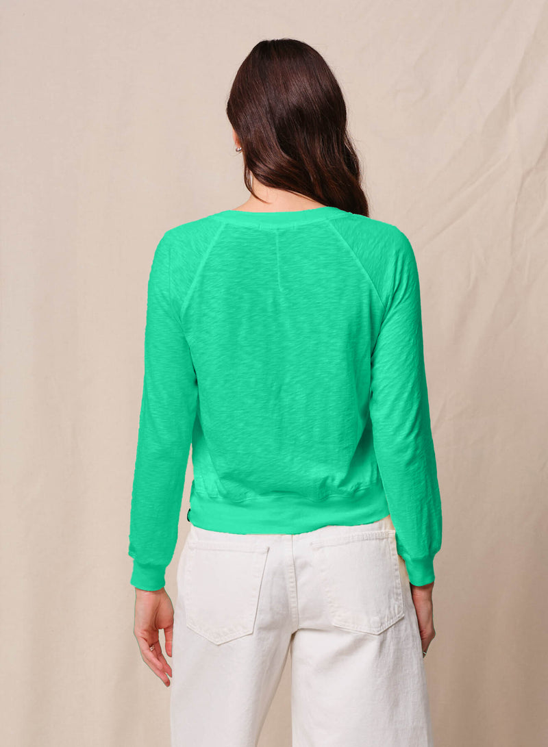 Supima Slub Jersey Raglan Sweatshirt Tee in Kelly Green