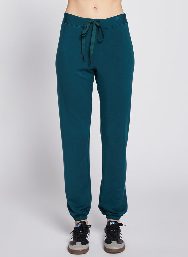 Softest Fleece Drawstring Sweatpant in Evergreen-3/4 front