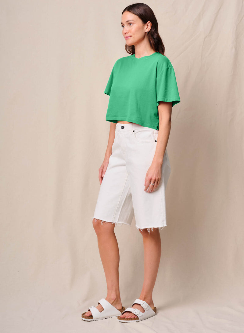 Cloud Jersey Cropped Boy Tee in Kelly Green