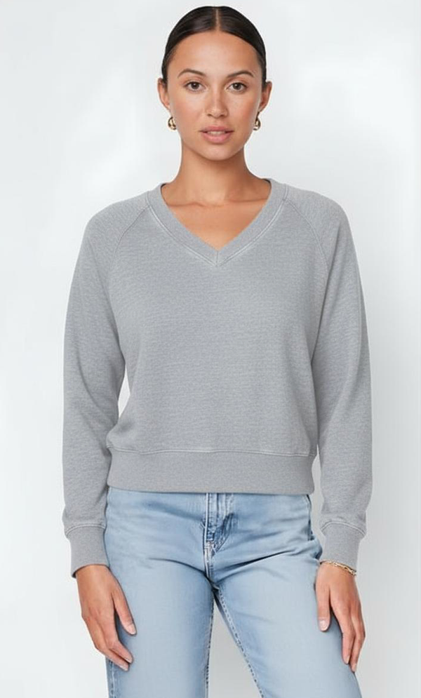 Softest Fleece Raglan V-Neck Pullover in Heather Grey