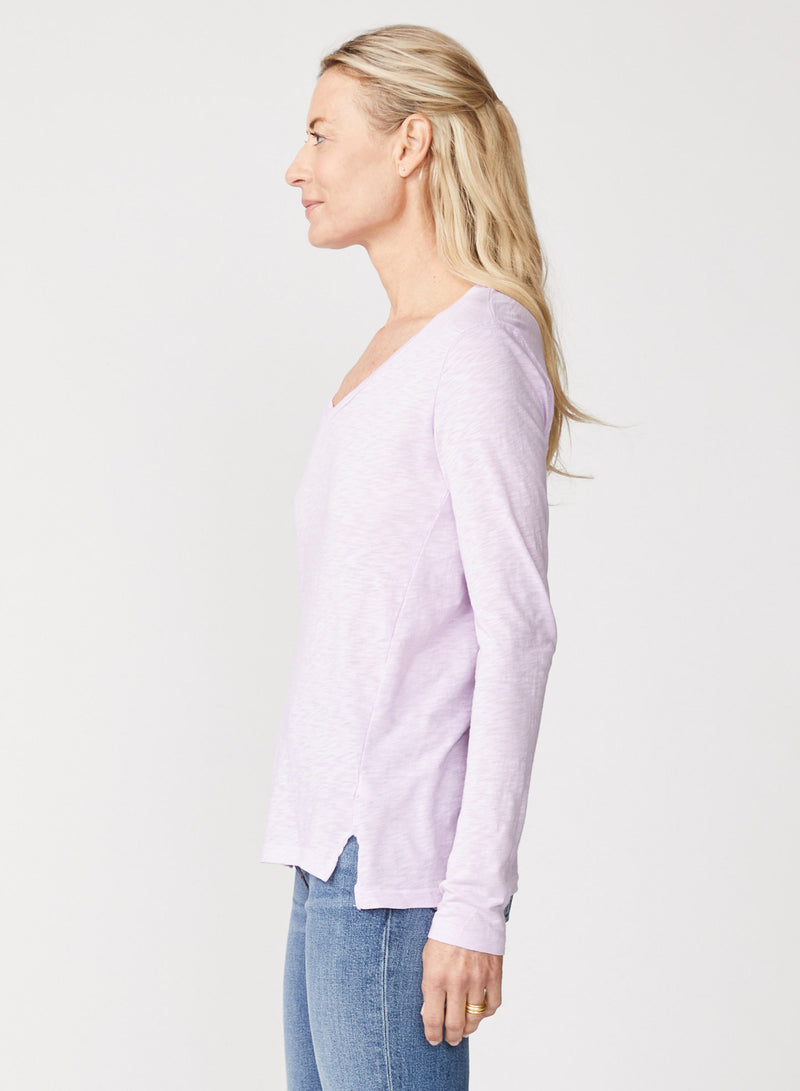 Supima Slub Jersey Long Sleeve V-Neck T-Shirt in Orchid
