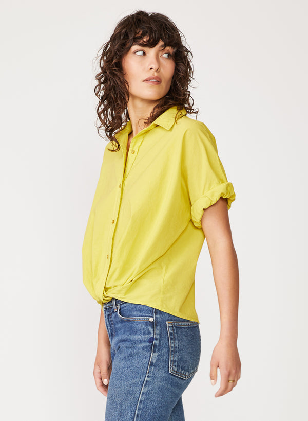 yellow poplin front twist shirt