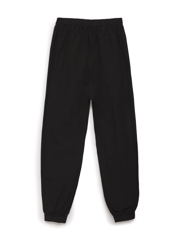 black poplin jogger