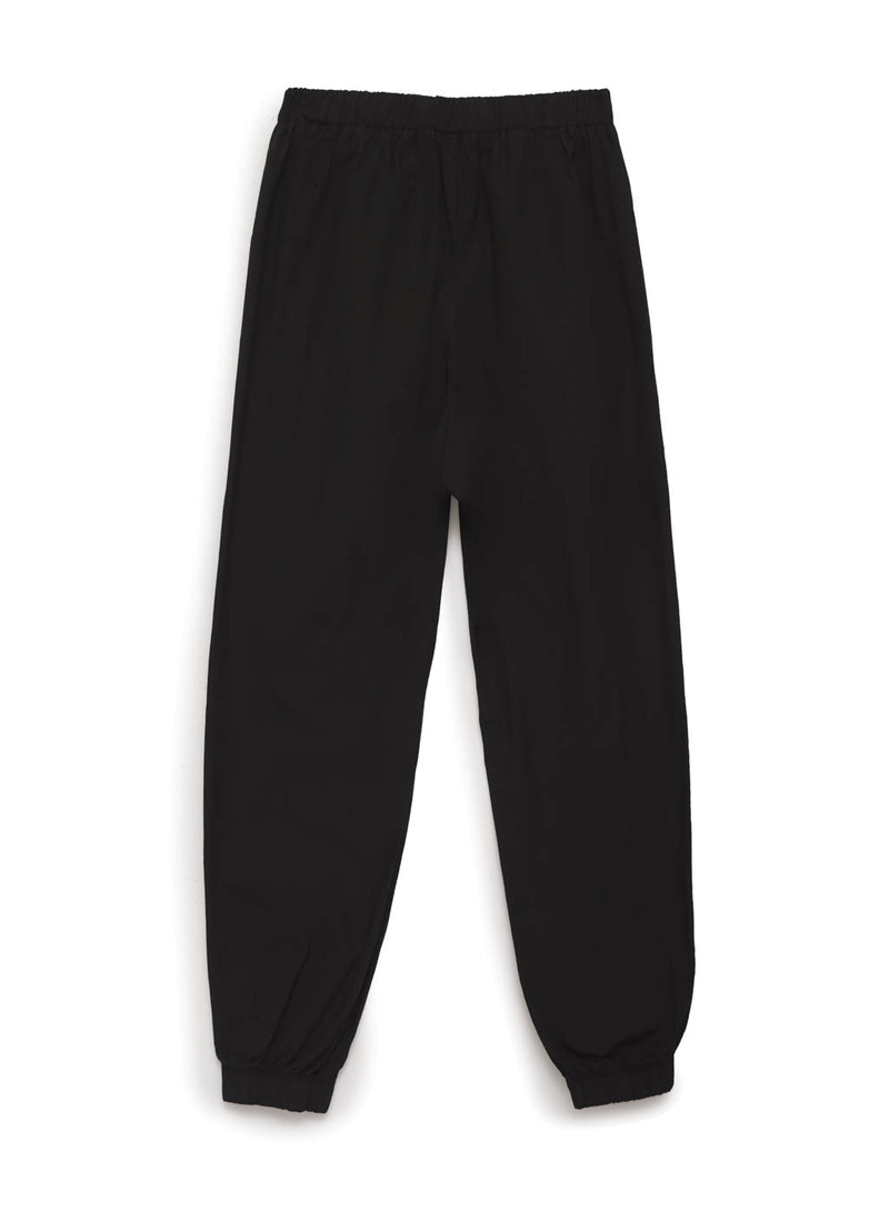 black poplin jogger