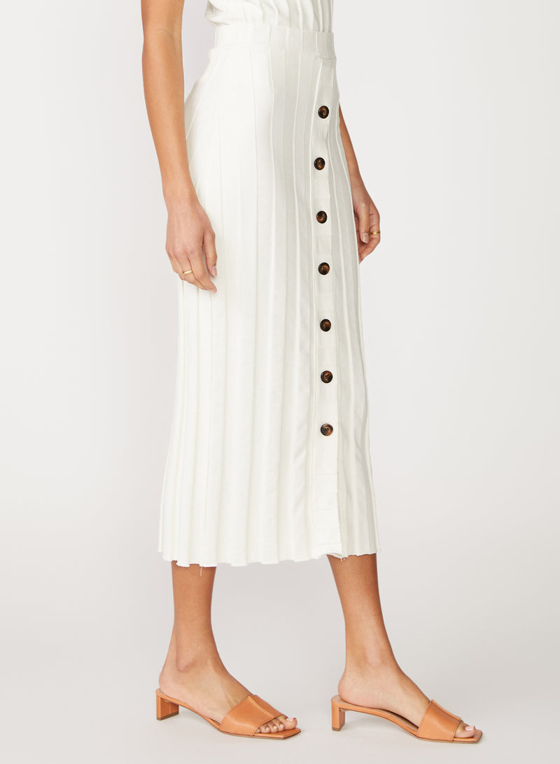 cream box pleat skirt