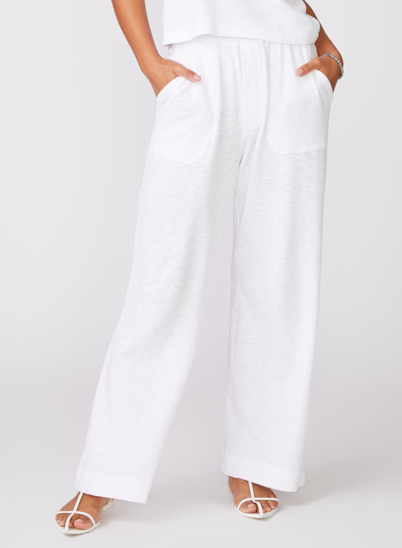 Thermal Slub Carpenter Pant in White - both hands in pockets