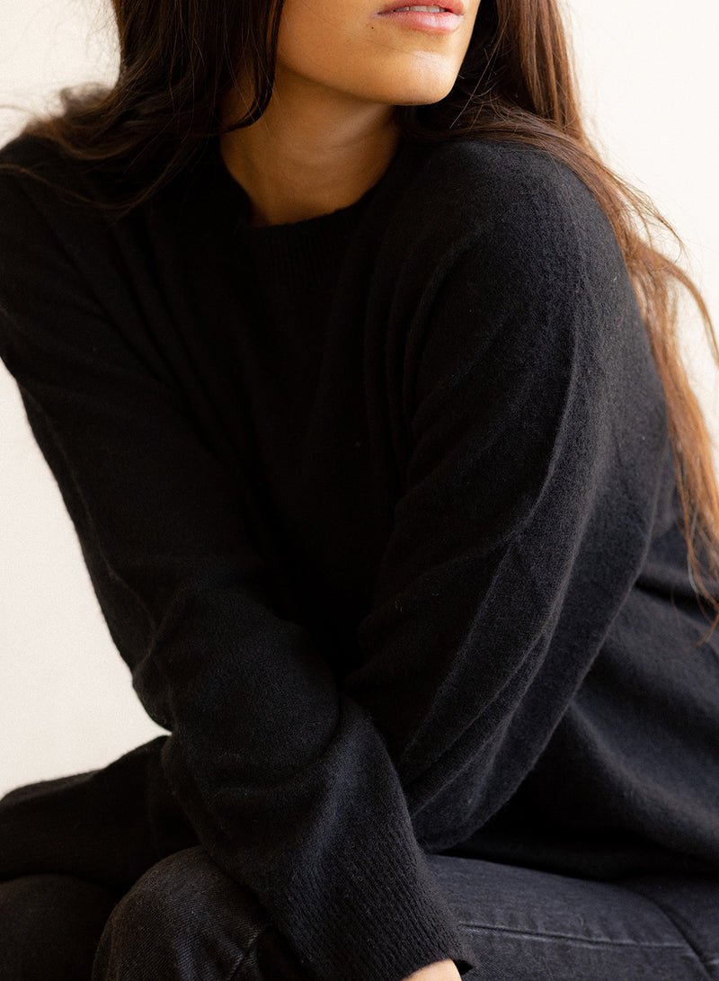 Brushed Cashmere Crew Sweater in Black