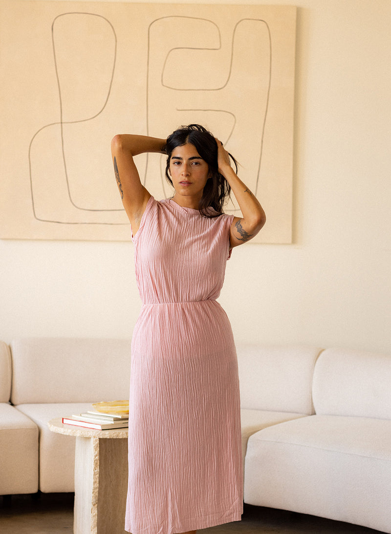 Knit Plisse Midi Skirt in Chalk Pink